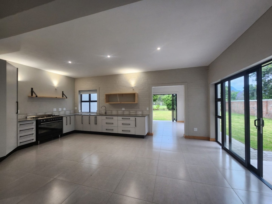 3 Bedroom Property for Sale in King George Park Western Cape